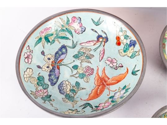 Collection Of Japanese Porcelain Bowls Decorated In Hong Kong