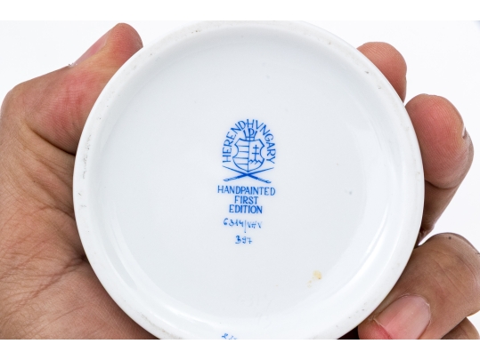 Herend Hungary Hand-Painted Porcelain Seal Box, Green Fishnet Pattern, First Edition