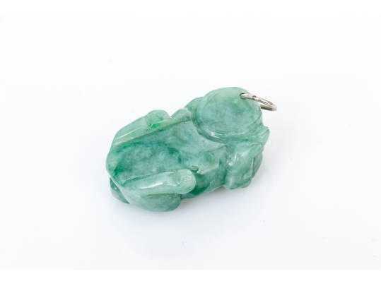 Striking Carved Green Nephrite Jade Pendant, Possibly A Dragon, Fu Dog Or Bixie Motif