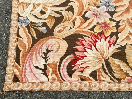 Stunning Aubusson Area Rug, 13'-10 X 10'-6
