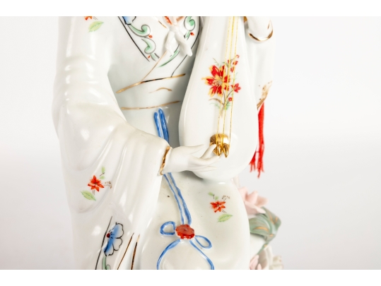 Vintage Chinese Porcelain Guanyin Figure With Pipa