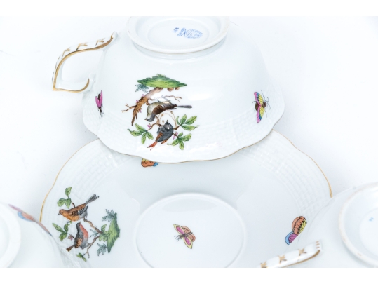 Set Of Ten Herend Hungary Hand-Painted Porcelain Tea Cups And Saucers, Rothschild Bird (RO) Pattern