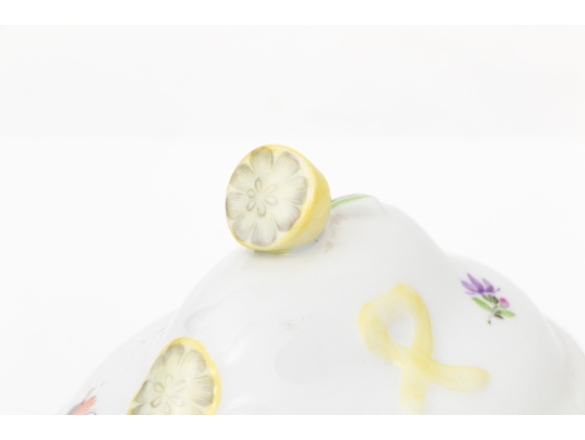 Herend Hungary Hand-Painted Porcelain Covered Dish Or Miniature Tureen, Market Garden (MF) Pattern