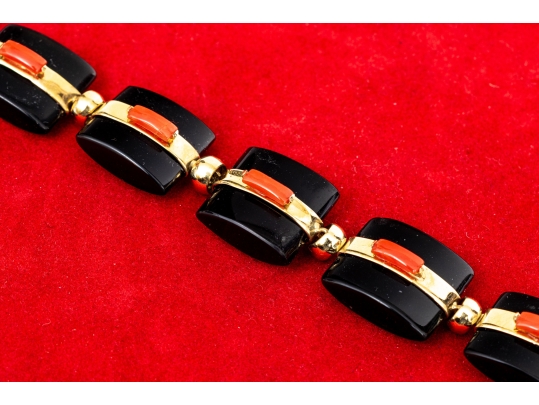 18k Yellow Gold Beautiful Chunky Square Black Onyx Pillow Link And Coral Set Necklace