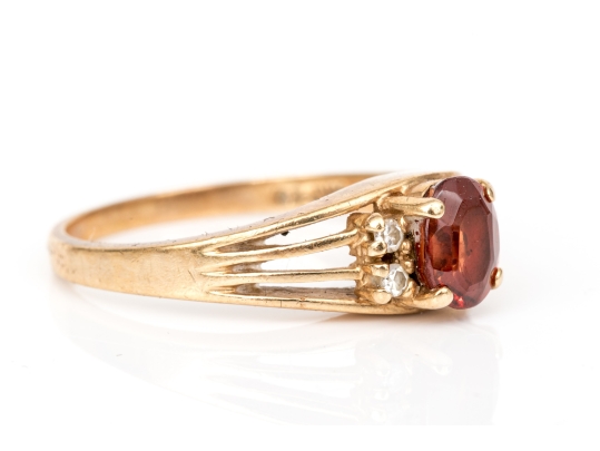 14k Yellow Gold Garnet And Diamond Ring, App. 0.04 TCW In Diamonds, Size 6