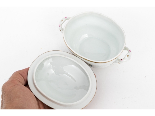 Herend Hungary Hand-Painted Porcelain Covered Sugar Bowl, Chinese Bouquet Multicolor (AF) Pattern