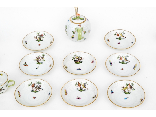 Herend Hungary Hand-Painted Porcelain Tea Set For Six ,  Rothschild Bird (RO) Pattern