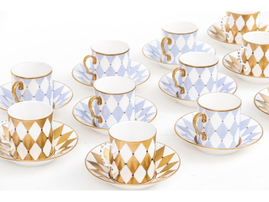 Set Of Twelve Thomas Goode Fine Bone China Demitasse Cups And Saucers