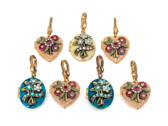 Jay Strongwater Collection Of Seven Small Enhancer Folding Picture Frames With Flowers