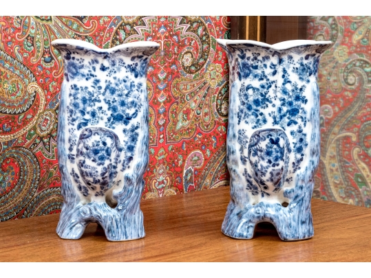Pair Of Decorative Chinese Porcelain Quatrefoil Vases