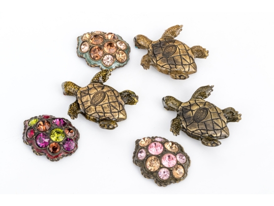 Group Of Three Jay Strongwater Tiny Turtle Form Boxes Set With Stones 