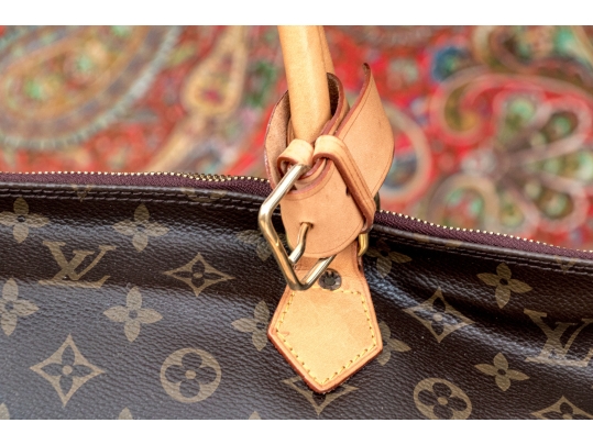 Louis Vuitton Cruiser Leather Bag