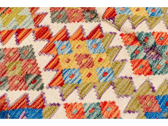 Hand Woven Wool Kilim Accent Carpet, 6'-9