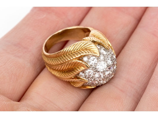 Van Cleef & Arpels 18k Yellow Gold Stunning Vintage Pave Diamond Foliate Ring, Size 3.75