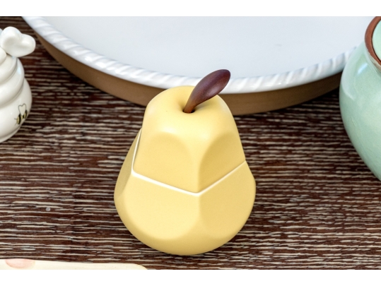 Collection Of Twelve Ceramic Wares