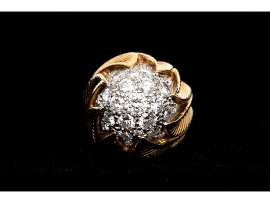 Van Cleef & Arpels 18k Yellow Gold Stunning Vintage Pave Diamond Foliate Ring, Size 3.75