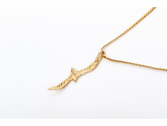 14k Yellow Gold Handsome Diamond Cut Seagull Pendant, With Chain