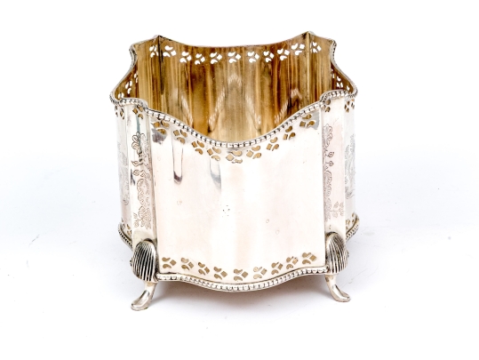 English Silver Plated Cachepot / Jardiniere