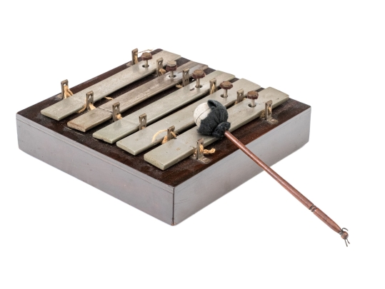 Semi-Antique Dinner Chime With Mallet