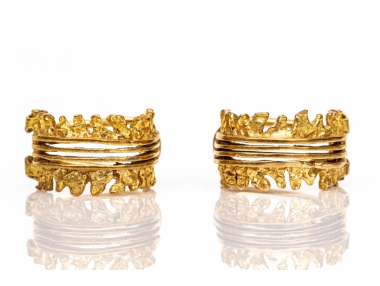 9k Yellow Gold Striking Diminutive Vintage Brutalist Style Half Hoop Clip On Earrings