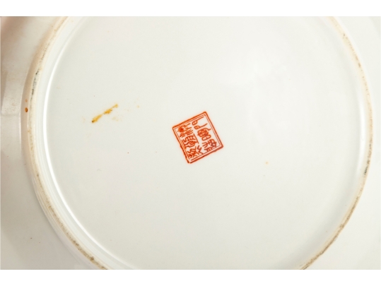 Chinese Famille Verte And Famille Rose Decorative Plates