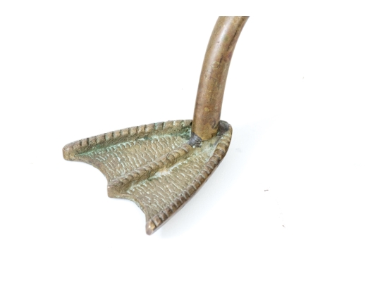 Decorative Swan Form Magazine Rack