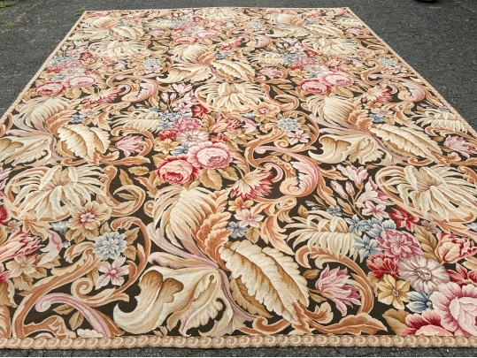 Stunning Aubusson Area Rug, 13'-10 X 10'-6