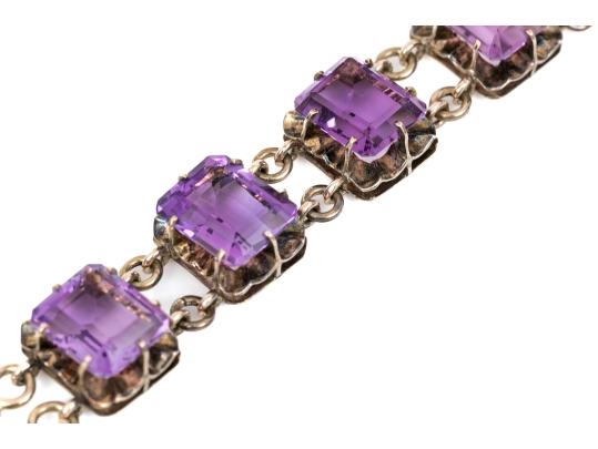 14K Tasteful Amethyst Set Bracelet