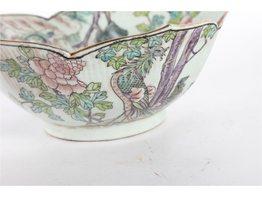 Chinese Macau Famille Rose Porcelain Bowl