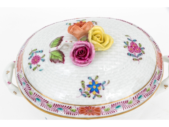 Herend Hungary Hand-Painted Porcelain Covered Sugar Bowl, Chinese Bouquet Multicolor (AF) Pattern
