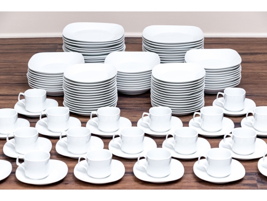 Massive 133 Piece The Palm Restaurant Porcelain Dining Service