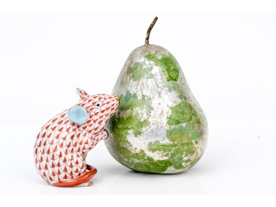 Herend Hungary Hand-Painted Porcelain Figure, Rust Fishnet Mouse