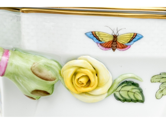 Exceptional Large Herend Hand-Painted 12 1/2