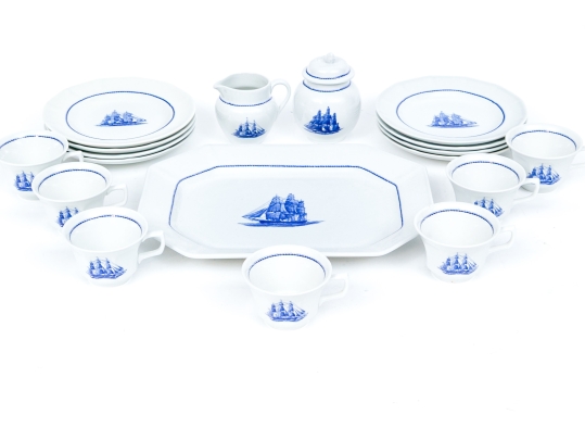 Collection Of Eighteen Pieces Of English, Wedgewood 