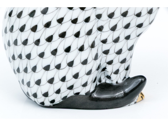 Herend Hungary Hand-Painted Porcelain Seated Cat, Black Fishnet (VHNM) Pattern