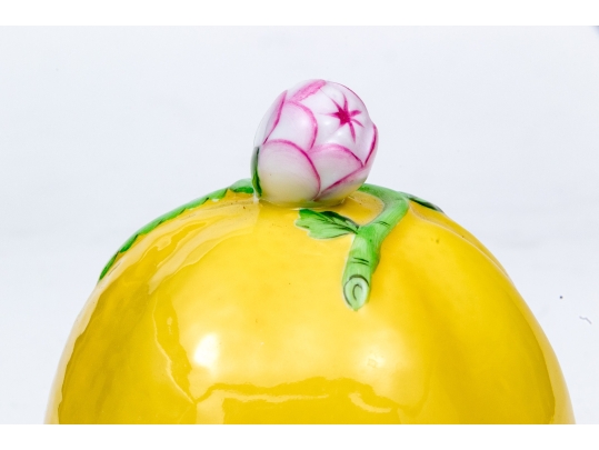Herend Hand-Painted Porcelain Lidded Lemon Form Box 