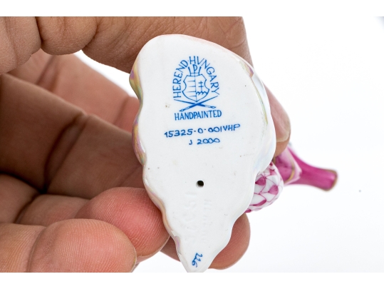 Herend Hand Painted Pink Fishnet Seahorse Figure 