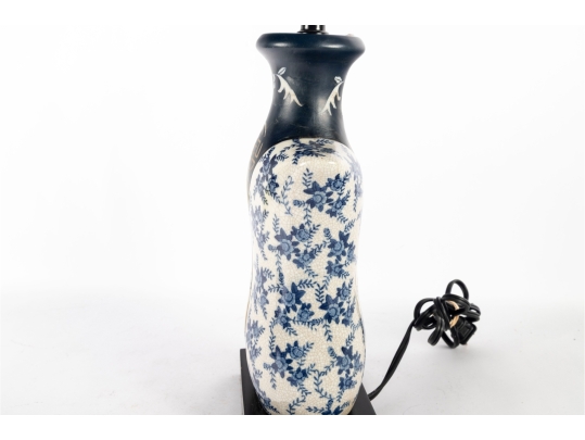 Chinese Blue And White Porcelain Table Lamp