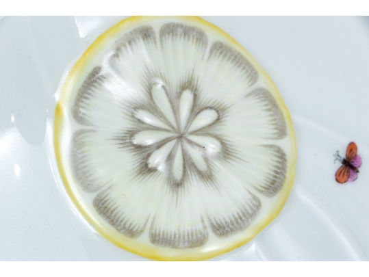 Large Herend Hungary Hand-Painted Porcelain Oval Form Lidded Tureen, Rothschild Bird (RO) Pattern