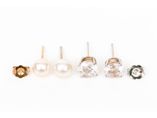 Pair Of Two 10k Gold Stud Earrings, Including Cz And Mismatched Cultured Pearls, Two 14k Clutches