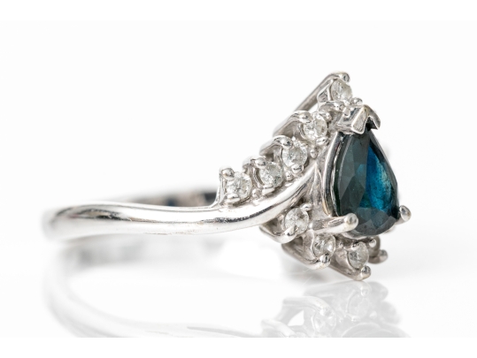 14k Sapphire And Diamond Bypass Cluster Ring, App. 0.14 TCW In Diamonds, Size 6.5