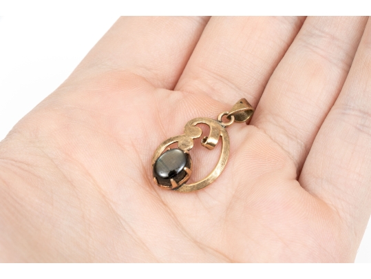 14k Yellow Gold Retro Swirl Pendant