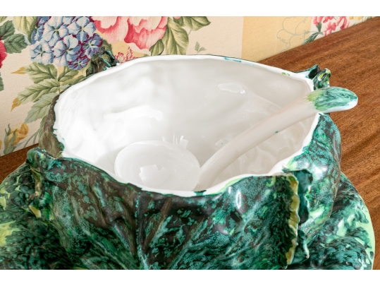 Cabbage Lidded Tureen With Underplate And Ladle