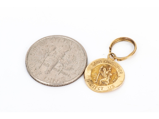 14k Yellow Gold Classic St. Christopher Motif Medal