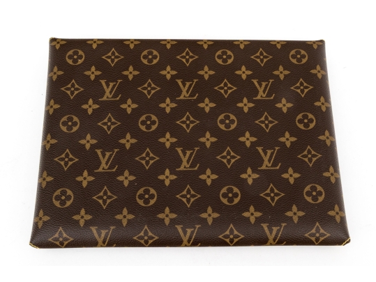 Visionaire 18: Louis Vuitton Portfolio, The Fashion Issue