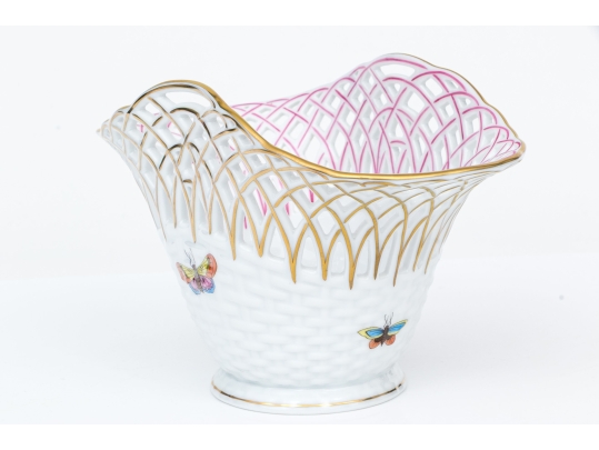 Rare Herend Hungary Hand-Painted Porcelain Openwork Basket Vase, Rothschild Bird (RO) Pattern