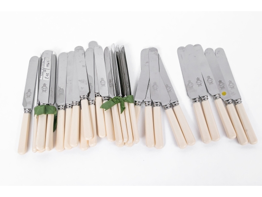 Set Of 29 English Sheffield Dinner Knives With Celluloid Handles