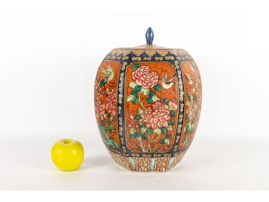 Chinese Famille Verte Ovoid Jar With A Lid