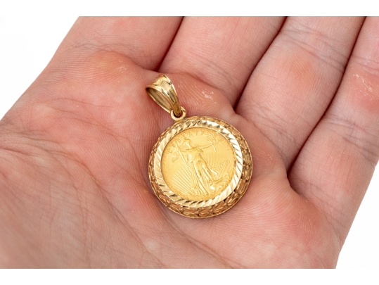 14k Yellow Gold Ornate Coin Holder Pendant With A 2001 $5 American Gold Eagle Coin