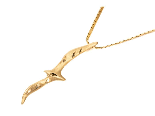14k Yellow Gold Handsome Diamond Cut Seagull Pendant, With Chain